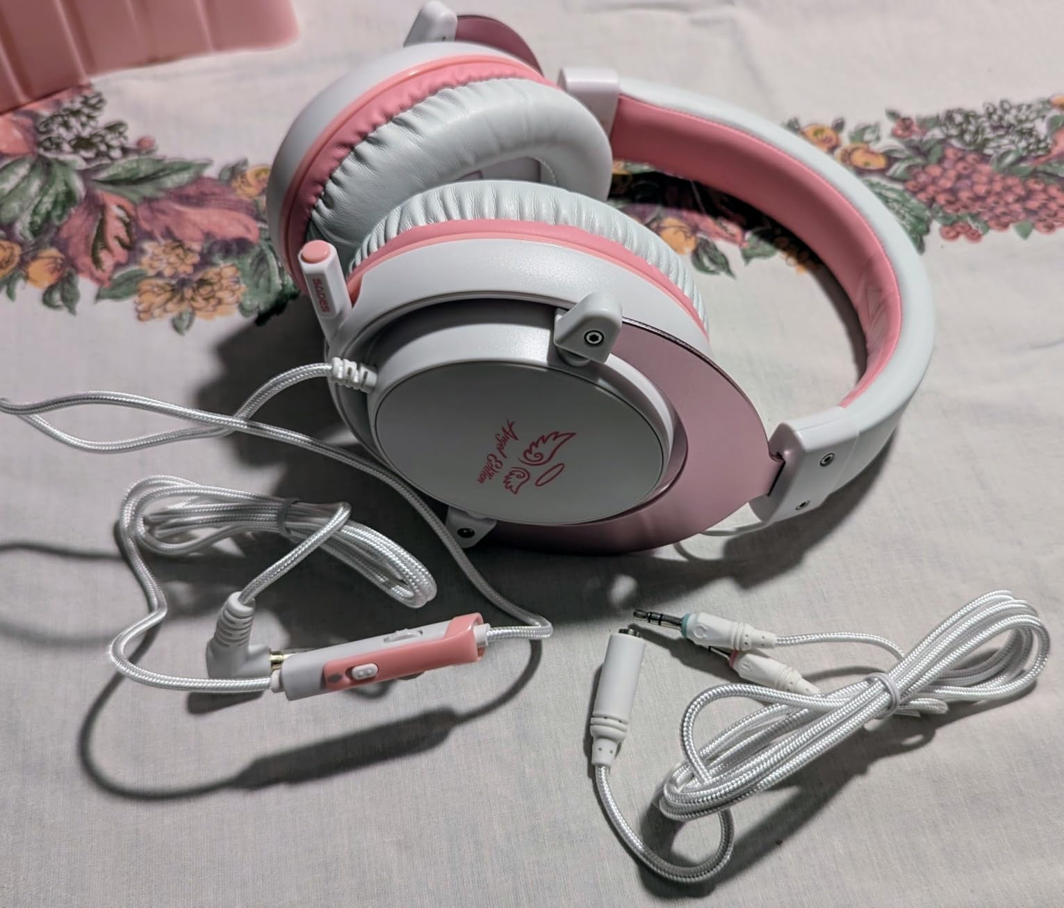 MPOWER Stereo Gaming Headset for PS4, PC, Mobile, Noise Cancelling Over Ear Headphones with Retractable Flexible Mic & Soft Memory Earmuffs for Laptop Mac Games-Angel Edition Customer Review MPOWER Stereo Gaming Headset for PS4, PC, Mobile, Noise Cancelling Over Ear Headphones with Retractable Flexible Mic & Soft Memory Earmuffs for Laptop Mac Games-Angel Edition - Customer Photo 1