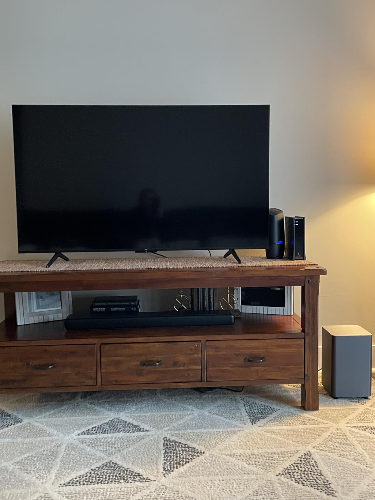 TCL S45H S Class 2.0 Channel Sound Bar with Dolby Atmos, DTS Virtual:X, Bluetooth Music Streaming, and Auto Room Calibration - Customer Photo 1