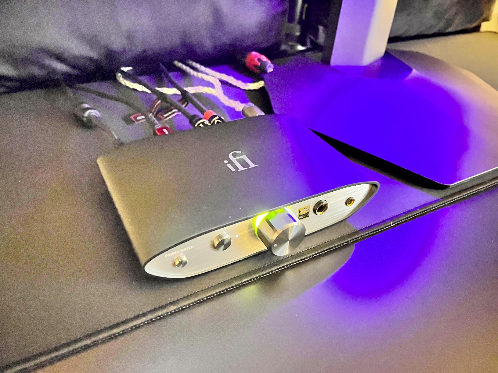 iFi Zen DAC V3 -Desktop DAC Preamp, Digital to Analog Audio Converter - Supports All high-res Music formats up to PCM 768kHz/DSD512 & MQA - Customer Photo 1