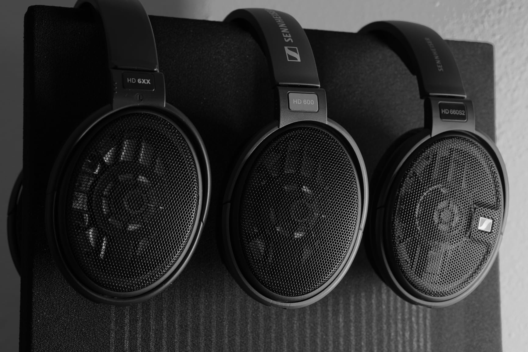 HD 620S Closed-Back Over-Ear Audiophile Headphones - Natural Spatial Imaging, Low Distortion, Comfortable All-Day Design, Detachable Cable - Ideal for Focused Listening, Gaming, and Desk customer photo 1