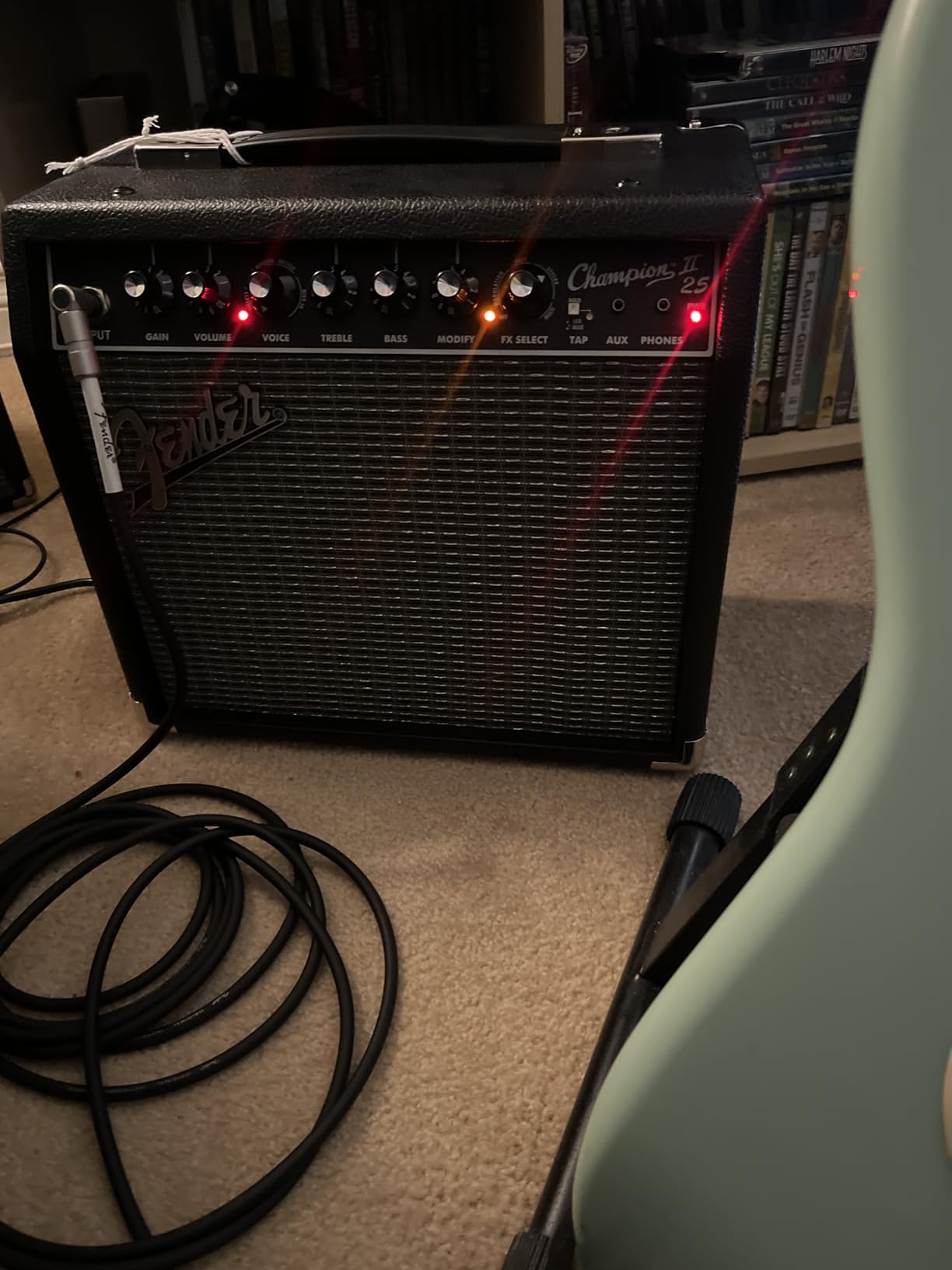 Fender Champion II 25 Guitar Amp, 25 Watts, with 2-Year Warranty, Features 12 Built-In Effects Models customer photo 2