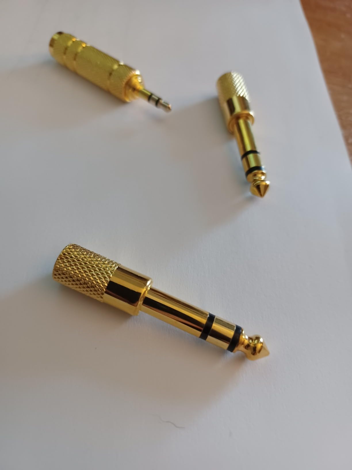 4 Pack Headphone Jack Adapter - 3.5mm (1/8 inch) Male to 6.35mm (1/4 inch) Female and 6.35mm (1/4) to 3.5mm (1/8) Audio Adapter for Player, Headphone, Guitar Amplifier - Customer Photo 2