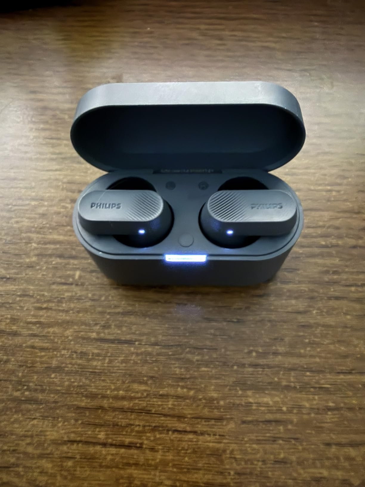 PHILIPS TAT1219 Wireless Earbuds,True Wireless Headphones,Powerful Bass with 10 mm Driver,Clear Call Quality with AI Mic,18 H Battery Life,Bluetooth 5.3,IPX4 Rating,Ergonomic Design for Comfort,Black Customer Review PHILIPS TAT1219 Wireless Earbuds,True Wireless Headphones,Powerful Bass with 10 mm Driver,Clear Call Quality with AI Mic,18 H Battery Life,Bluetooth 5.3,IPX4 Rating,Ergonomic Design for Comfort,Black - Customer Photo 1