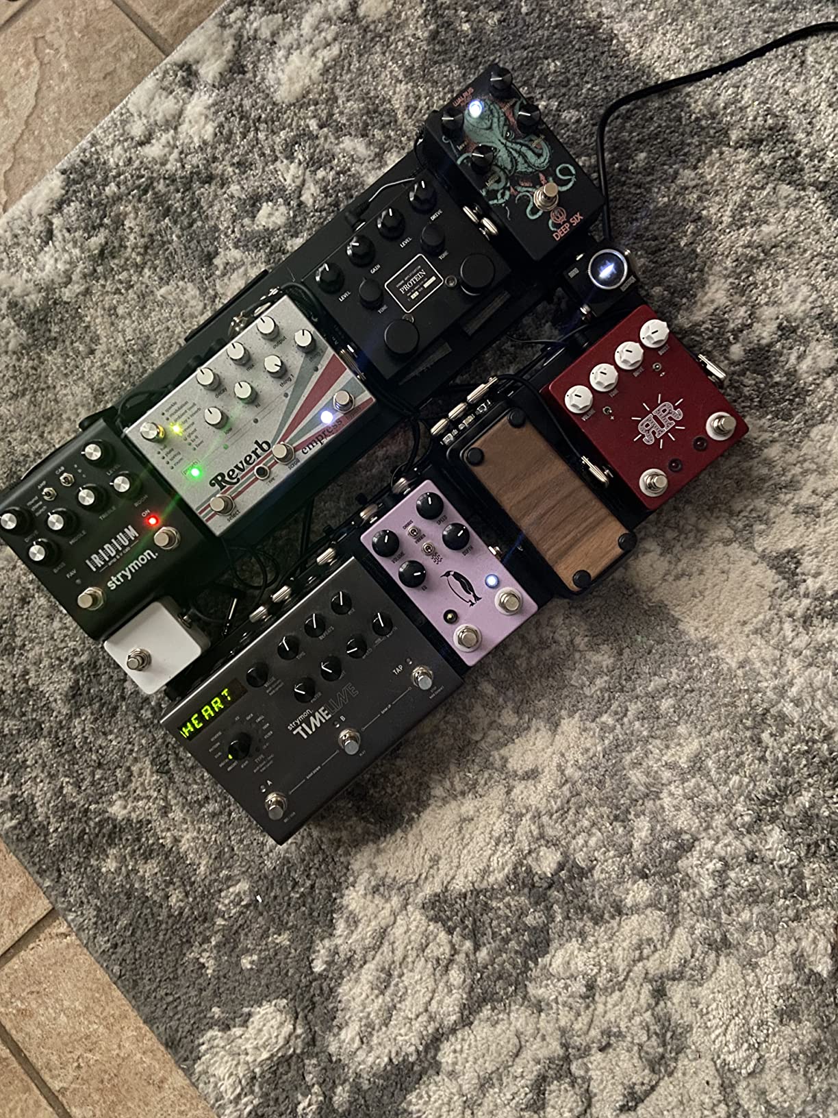 Rock Stock ABY Pedal – A/B Switch, Guitar Signal Splitter/Switcher, True Bypass Footswitch for Amps & Pedalboards, AB Pedal Guitar, Loop Switcher Pedal, Guitar Pedal Switcher, Switch Box - Customer Photo 2