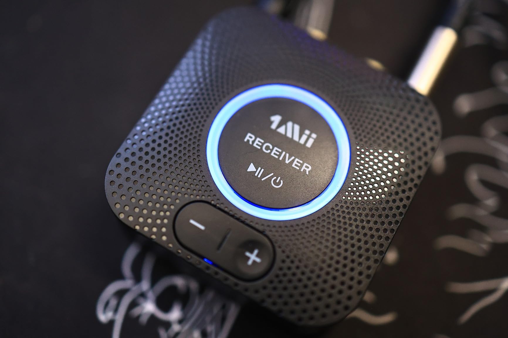 1Mii 2.4GHz Wireless Audio Transmitter Receiver Set for TV, 260Ft/80M Long Range 25ms Low Latency with AUX RCA in/Out,Wireless Audio Adapter for TV PC Powered Speaker Amplifier Soundbar Customer Review 1Mii 2.4GHz Wireless Audio Transmitter Receiver Set for TV, 260Ft/80M Long Range 25ms Low Latency with AUX RCA in/Out,Wireless Audio Adapter for TV PC Powered Speaker Amplifier Soundbar - Customer Photo 4