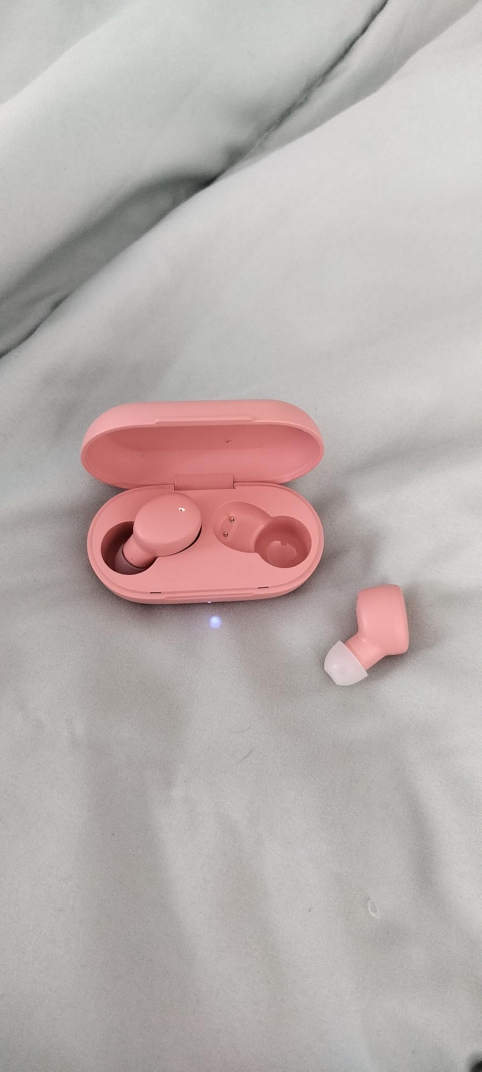 MOZOTER S8 Mini Wireless Earbuds Bluetooth 5.3 in Ear Light-Weight Headphones,60Hrs Playtime Ear Buds with Charging Case,Bluetooth Headsets,Premium Sound with Deep Bass for Sport-Pink Customer Review MOZOTER S8 Mini Wireless Earbuds Bluetooth 5.3 in Ear Light-Weight Headphones,60Hrs Playtime Ear Buds with Charging Case,Bluetooth Headsets,Premium Sound with Deep Bass for Sport-Pink - Customer Photo 2