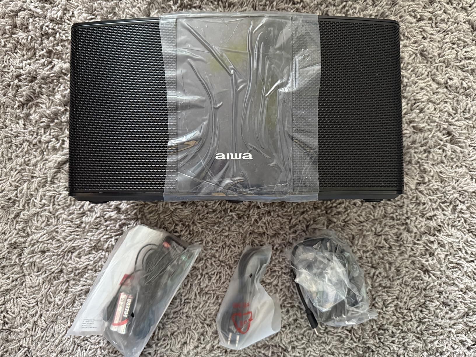 Aiwa Exos 5 Wireless Speaker - Unleash Powerful Sound and Versatile Connectivity On-The-Go Experience Bluetooth Freedom, FM Radio, Clock, 20W RMS, LCD Display, and Alarm Clock Functionality - Customer Photo 2