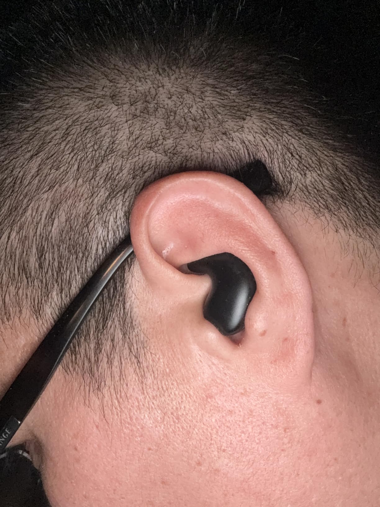 Wireless Sleep Earbuds, Comfortable Invisible Mini Sleeping Headphones for Side Sleepers, Noise Cancelling IPX4 Waterproof Bluetooth 5.3 Earphones for Sleeping Running Workouts (Black) Customer Review Wireless Sleep Earbuds, Comfortable Invisible Mini Sleeping Headphones for Side Sleepers, Noise Cancelling IPX4 Waterproof Bluetooth 5.3 Earphones for Sleeping Running Workouts (Black) - Customer Photo 1