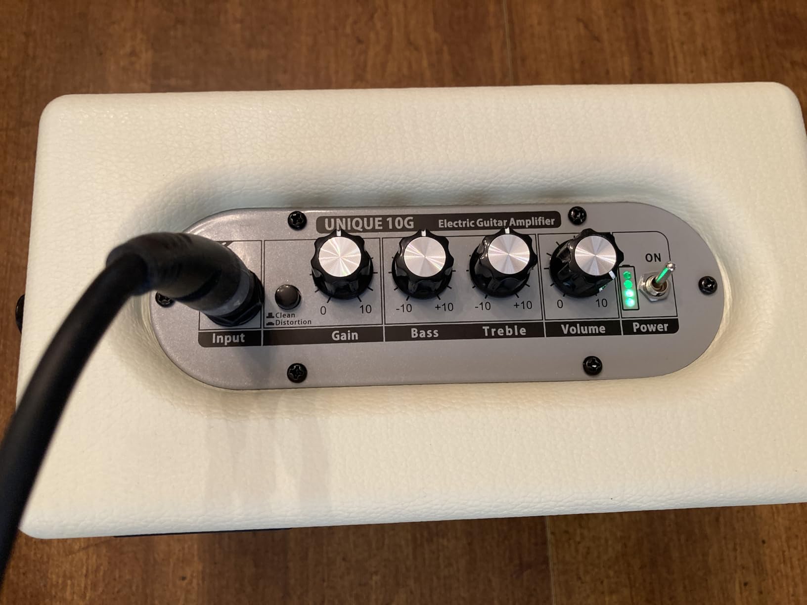COOLMUSIC Unique 10G 10W Wireless Electric Guitar Amplifier with Wireless connectivity, Distortion Effects, Portable Practice Amp for Home and Music Party Customer Review COOLMUSIC Unique 10G 10W Wireless Electric Guitar Amplifier with Wireless connectivity, Distortion Effects, Portable Practice Amp for Home and Music Party - Customer Photo 2