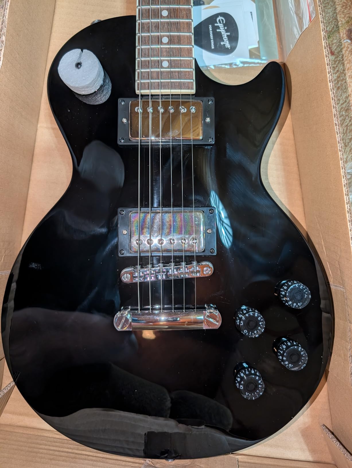 Epiphone Les Paul Tribute, Heritage Cherry Sunburst - Customer Photo 1