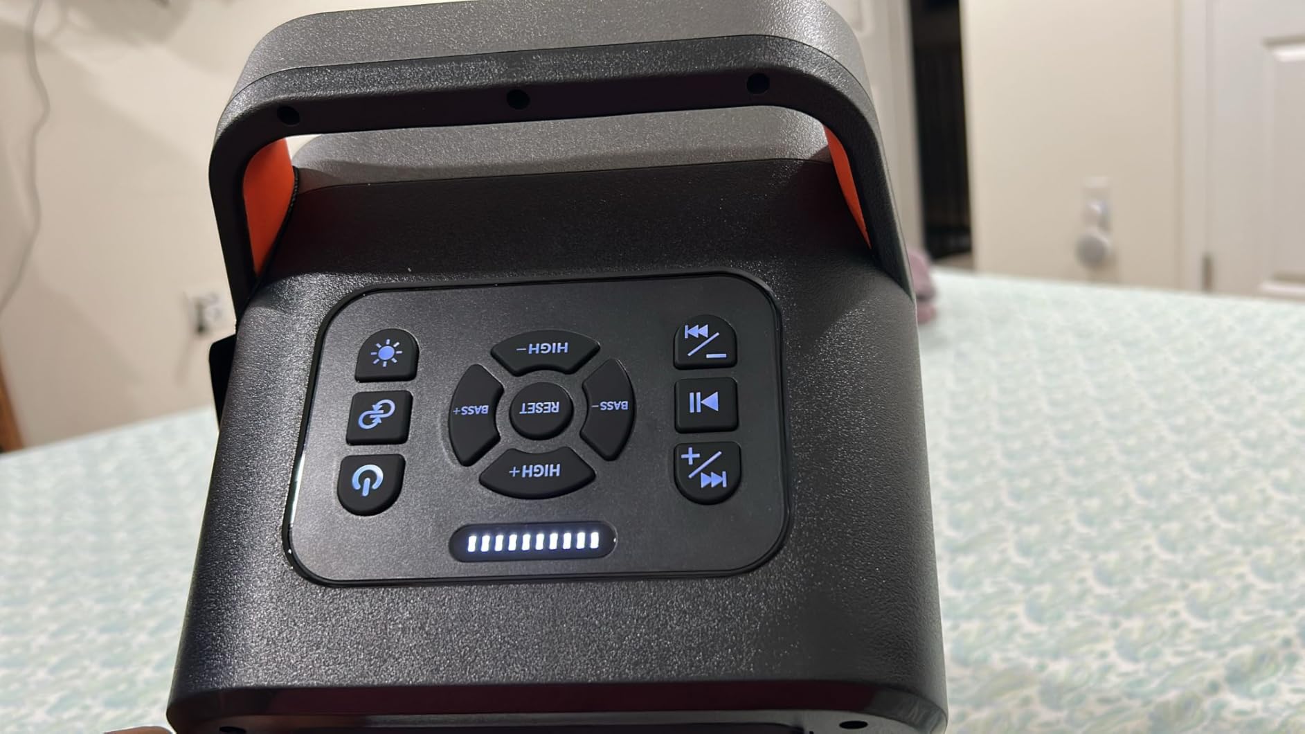 Portable Bluetooth Speaker: 240W Peak Powerful Loud Sound Deep Bass Wireless Boombox Large Subwoofer 15 Hours Battery Life Fast Charging with Led Light Show for Party Outdoor Camping Backyard - Customer Photo 2