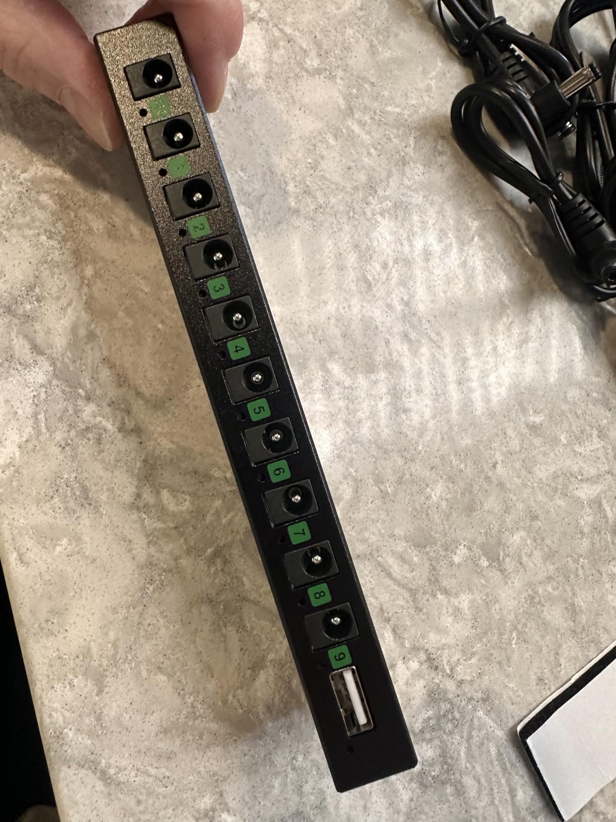 Guitar Pedal Power Supply, 10 Isolated DC Output for 9V/12V/18V Effect Pedal, Circuit Protection, Noise Reduction, 100mA 500mA USB Pedalboard Power Supply Customer Review Guitar Pedal Power Supply, 10 Isolated DC Output for 9V/12V/18V Effect Pedal, Circuit Protection, Noise Reduction, 100mA 500mA USB Pedalboard Power Supply - Customer Photo 2