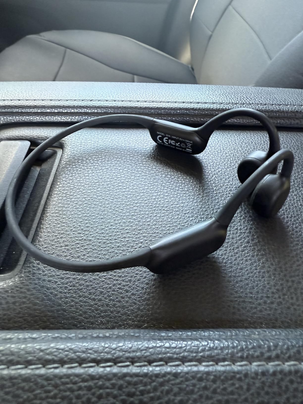 PSIER Bone Conduction Headphones IPX8 Waterproof Swimming Headphones Open Ear Headphones with MP3 Mode 32GB Memory Up to 8 Hours Playtime Bluetooth 5.4 Ear Buds Secure Fit for Running and Fitness Customer Review PSIER Bone Conduction Headphones IPX8 Waterproof Swimming Headphones Open Ear Headphones with MP3 Mode 32GB Memory Up to 8 Hours Playtime Bluetooth 5.4 Ear Buds Secure Fit for Running and Fitness - Customer Photo 2