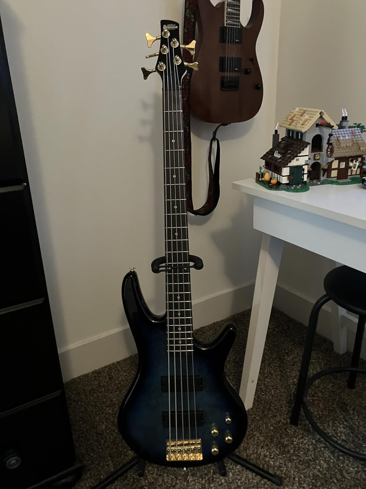 Ibanez GSR205PC GIO 5-String Bass Guitar, Purpleheart Fingerboard, Transparent Marine Burst Customer Review Ibanez GSR205PC GIO 5-String Bass Guitar, Purpleheart Fingerboard, Transparent Marine Burst - Customer Photo 1