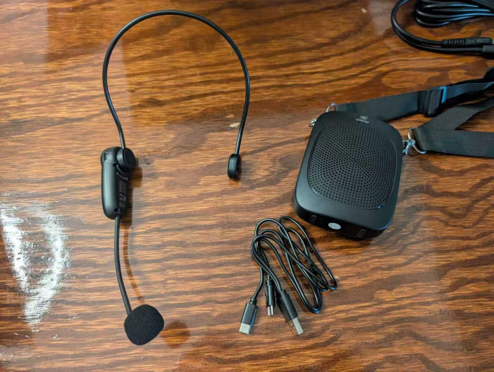 Wireless Voice Amplifier with Headset Microphone,Personal Wireless Bluetooth Amplifier with Mic,Teachers Microphone Wireless,Mini Megaphone Speaker,Portable PA System for Classroom C002 Customer Review Wireless Voice Amplifier with Headset Microphone,Personal Wireless Bluetooth Amplifier with Mic,Teachers Microphone Wireless,Mini Megaphone Speaker,Portable PA System for Classroom C002 - Customer Photo 1