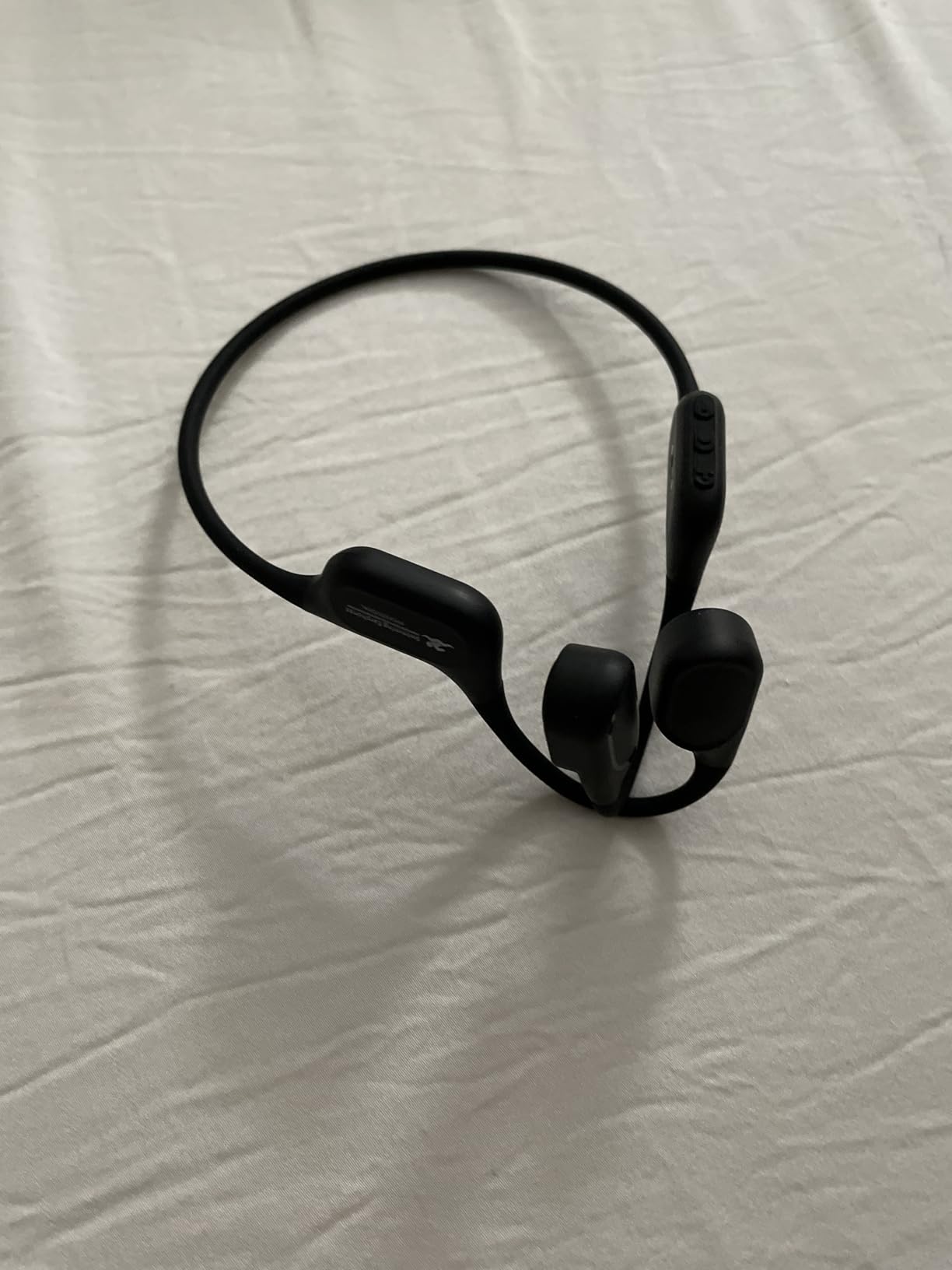 Bone Conduction Bluetooth Headphones-SurfAudio, IP68 Waterproof Swimming Headphones with 32GB MP3 Player, Lightweight Open Ear Design for Swimming/Surfing/Marathon/Cycling(Black) Customer Review Bone Conduction Bluetooth Headphones-SurfAudio, IP68 Waterproof Swimming Headphones with 32GB MP3 Player, Lightweight Open Ear Design for Swimming/Surfing/Marathon/Cycling(Black) - Customer Photo 2