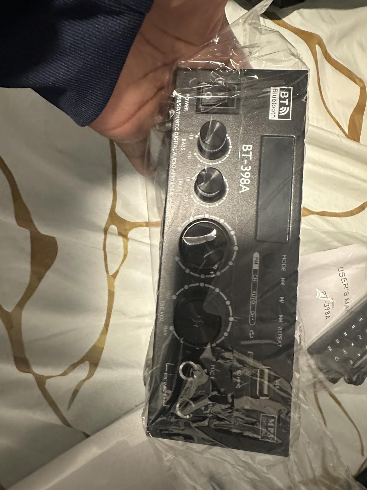 BT-398A Stereo Audio Amplifier, Receiver for Speakers Max 900W, 2.0 Channel Stereo Receiver with FM Radio, USB/SD/AUX Optical & Coaxial Inputs,Amplifier Home Audio for Passive Speakers Customer Review BT-398A Stereo Audio Amplifier, Receiver for Speakers Max 900W, 2.0 Channel Stereo Receiver with FM Radio, USB/SD/AUX Optical & Coaxial Inputs,Amplifier Home Audio for Passive Speakers - Customer Photo 2