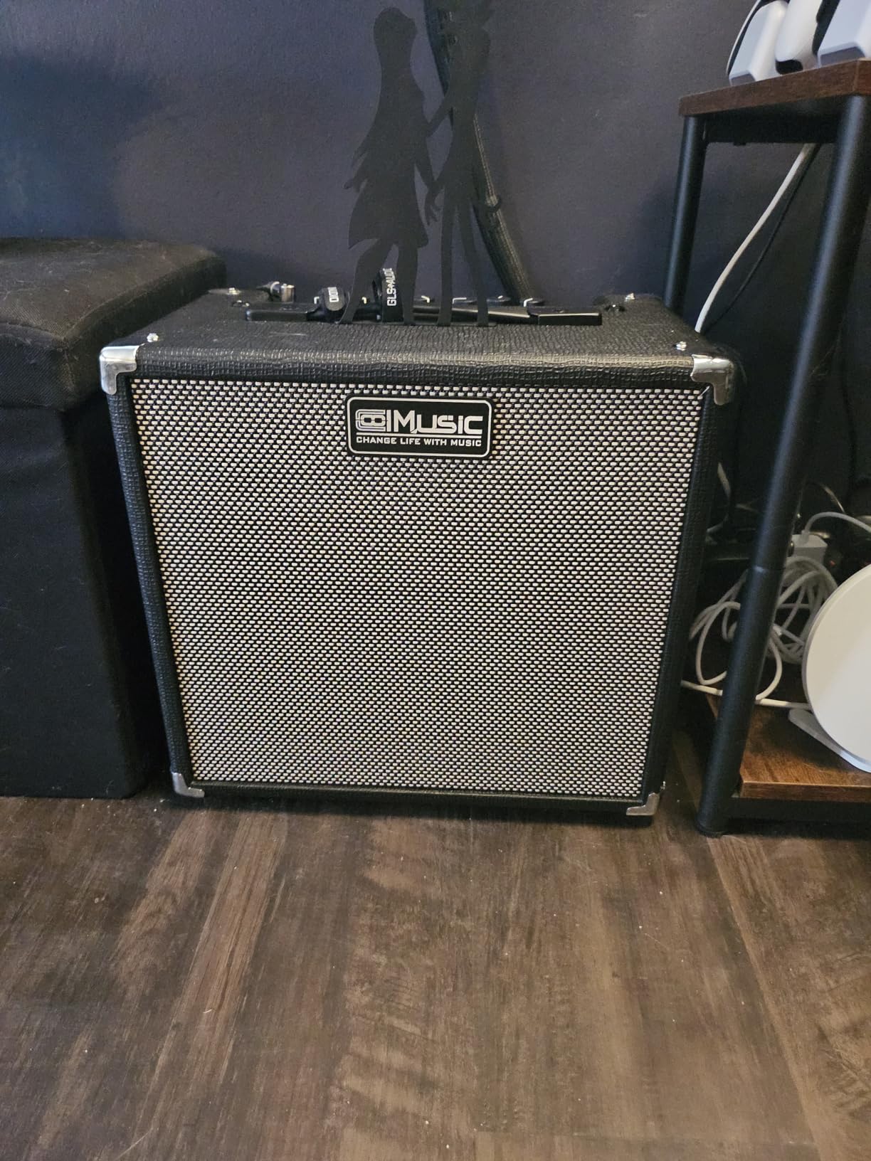 TS112 Bass Guitar Amp 30W Electric Guitar Bass Combo Amplifier with Onboard Clean and Distortion Overdrive Dual Tone Switching Practice. Customer Review TS112 Bass Guitar Amp 30W Electric Guitar Bass Combo Amplifier with Onboard Clean and Distortion Overdrive Dual Tone Switching Practice. - Customer Photo 3