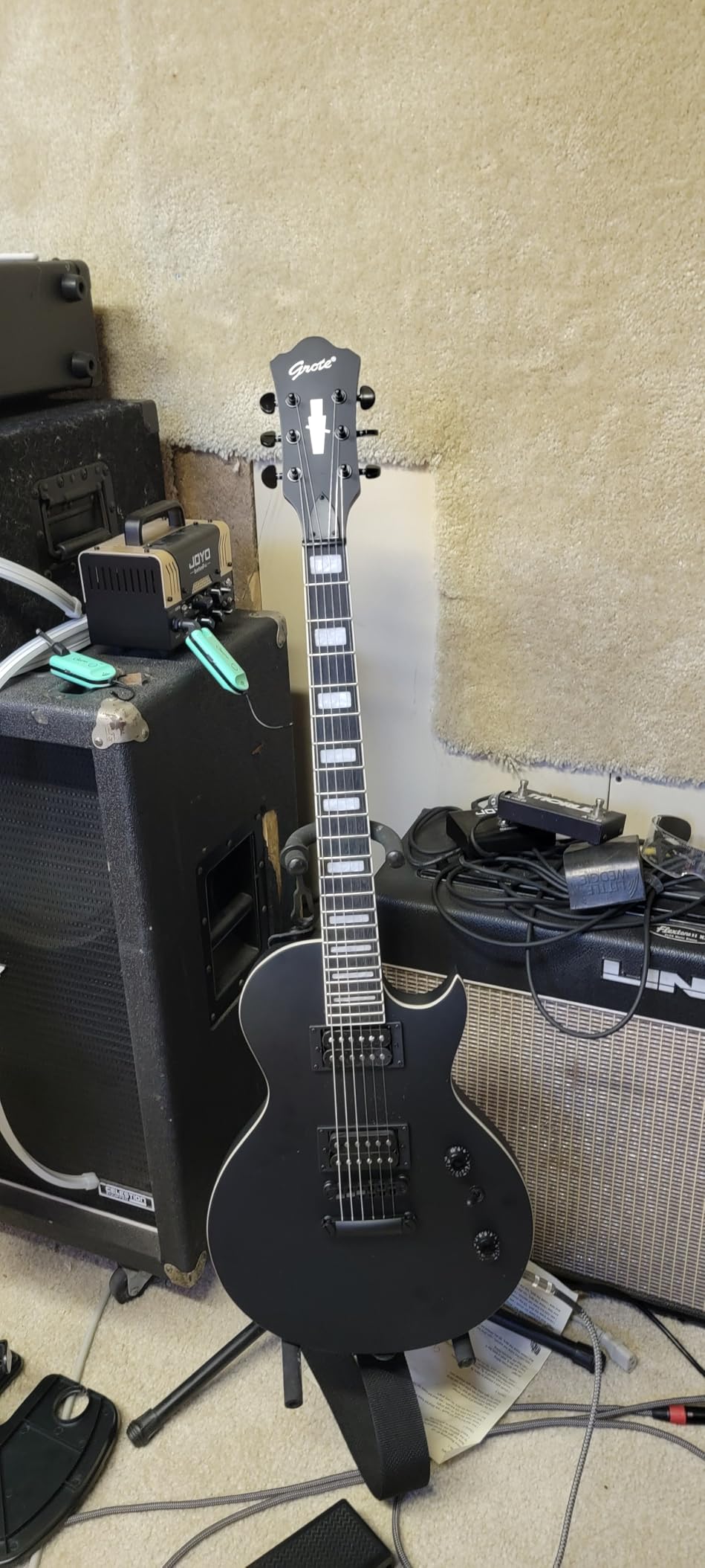 Grote LPS-01 LP Style Solid Electric Guitar Maple Neck Poplar Body (Yellow) Customer Review Grote LPS-01 LP Style Solid Electric Guitar Maple Neck Poplar Body (Yellow) - Customer Photo 2