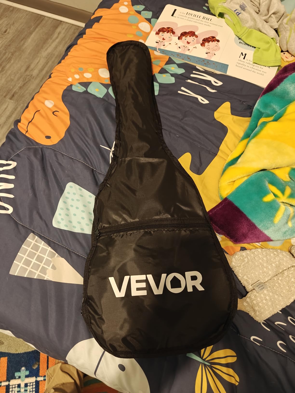 VEVOR Acoustic Guitar, Classical Guitar Starter Kit for Beginners, with Nylon Strings, Basswood Guitar, for Kids Adults Girls Boys Students Customer Review VEVOR Acoustic Guitar, Classical Guitar Starter Kit for Beginners, with Nylon Strings, Basswood Guitar, for Kids Adults Girls Boys Students - Customer Photo 1
