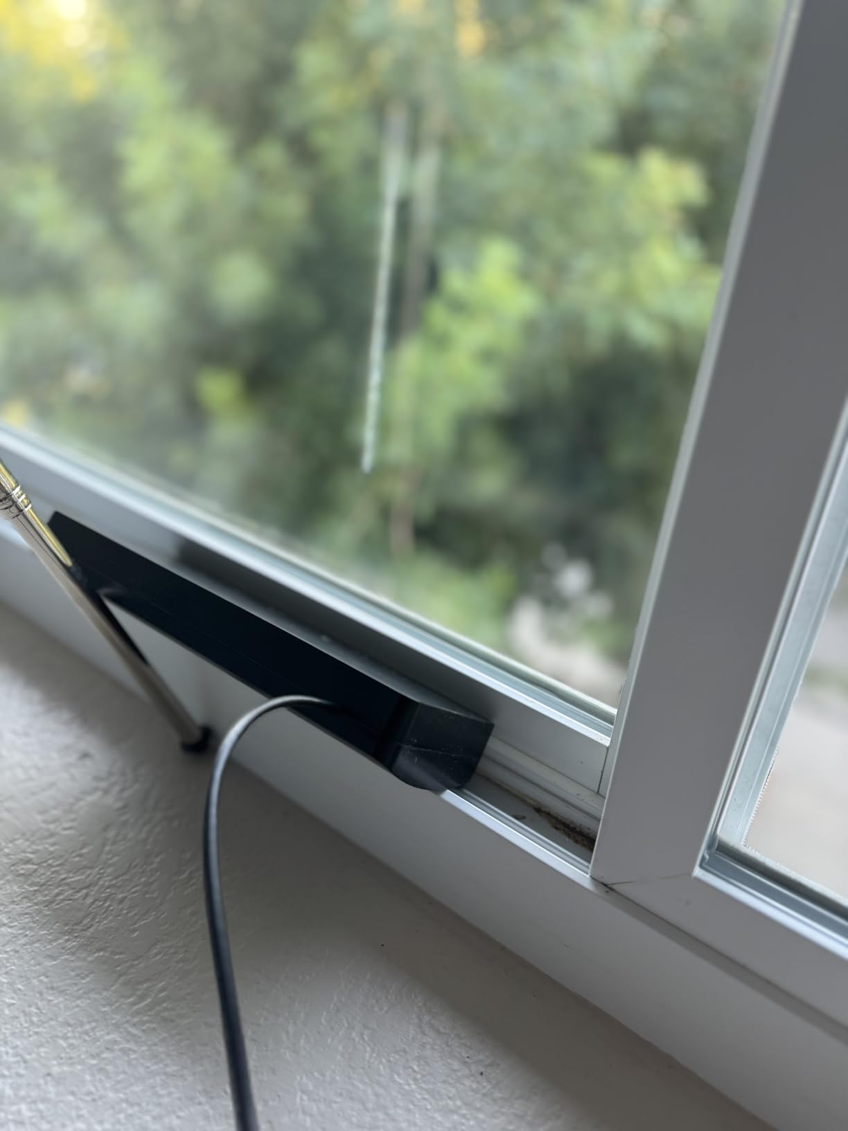 TV Antenna Outdoor Indoor, 2800+ Miles Long Range 360° Reception, Waterproof Digital Antenna with Signal Booster Amplifier, Supports 8K 4K 2K 1080P Tv Antenna for Local Channels, for Smart TVs Customer Review TV Antenna Outdoor Indoor, 2800+ Miles Long Range 360° Reception, Waterproof Digital Antenna with Signal Booster Amplifier, Supports 8K 4K 2K 1080P Tv Antenna for Local Channels, for Smart TVs - Customer Photo 1