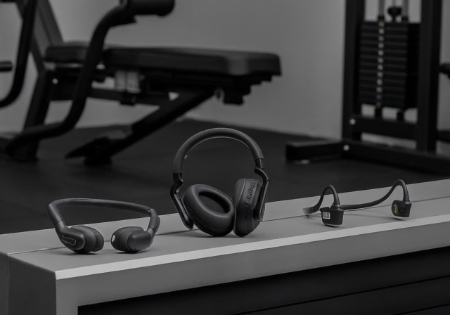 Best Over-Ear Headphones For Working Out [cy]: 10 Models Tested - VintageVinylNews