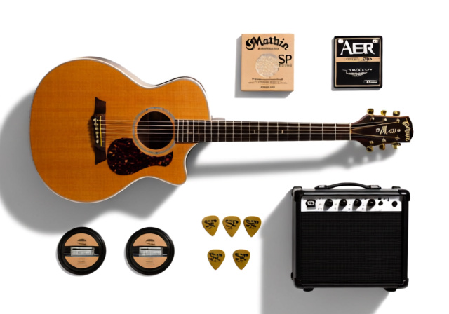 Tommy Emmanuel Guitars And Gear [cy]: Complete Pro Setup Guide - VintageVinylNews