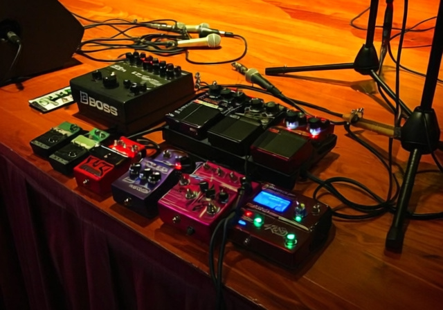 Best Vocal Harmonizer Pedals [cy]: 8 Models Tested and Reviewed - VintageVinylNews