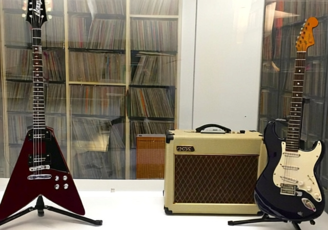The Edge's Guitars and Gear: Complete Guide [cy] - VintageVinylNews
