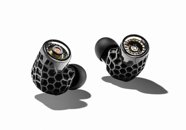 Brainwavz Hex Review [cy]: Triple Balanced Armature Under $100 - VintageVinylNews