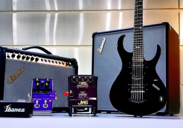 Paul Gilbert Guitars And Gear [cy]: Complete Equipment Guide - VintageVinylNews