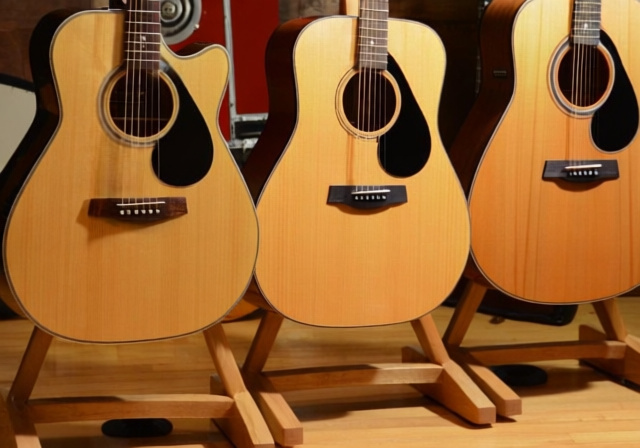 Best Yamaha Acoustic Guitars [cy]: 9 Models Tested & Reviewed - VintageVinylNews
