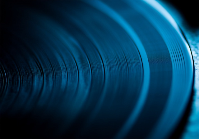 What Is A Vinyl? Complete Guide [cy] - VintageVinylNews