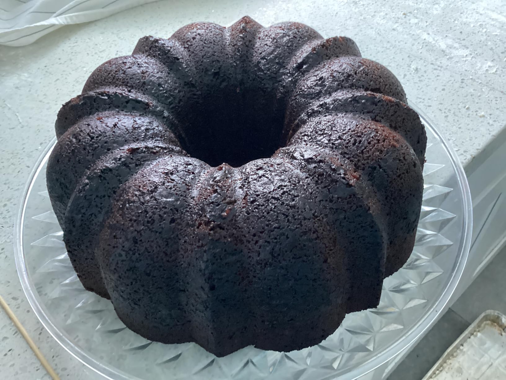 Nordic Ware Original Bundt, 12-Cup, Graphite - Customer Photo 2