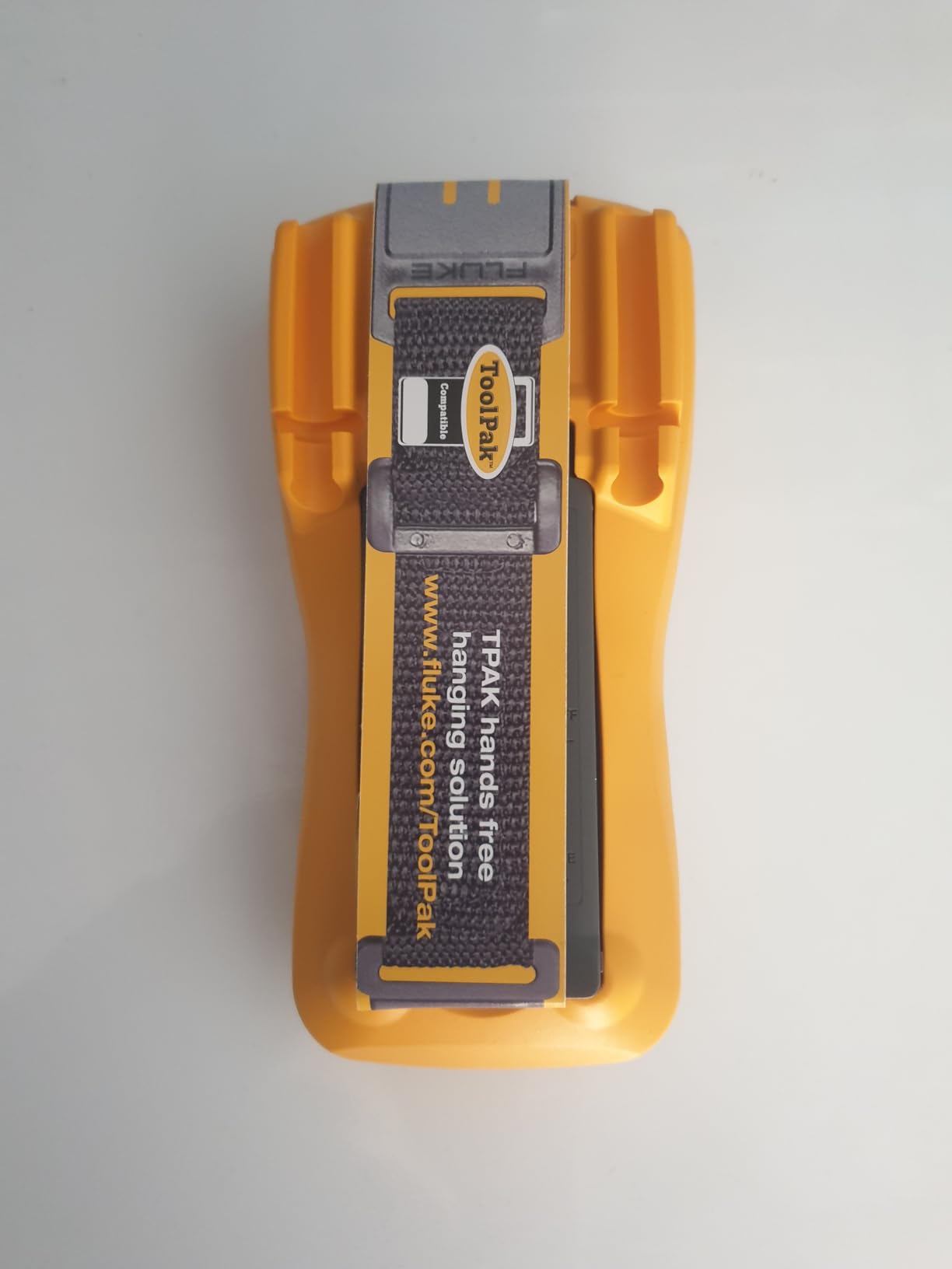 Fluke 117 Digital Multimeter, Non-Contact AC Voltage Detection, Measures Resistance/Continuity/Frequency/Capacitance/Min Max Average, Automatic AC/DC Selection, Low Impedance Mode Customer Review Fluke 117 Digital Multimeter, Non-Contact AC Voltage Detection, Measures Resistance/Continuity/Frequency/Capacitance/Min Max Average, Automatic AC/DC Selection, Low Impedance Mode - Customer Photo 2