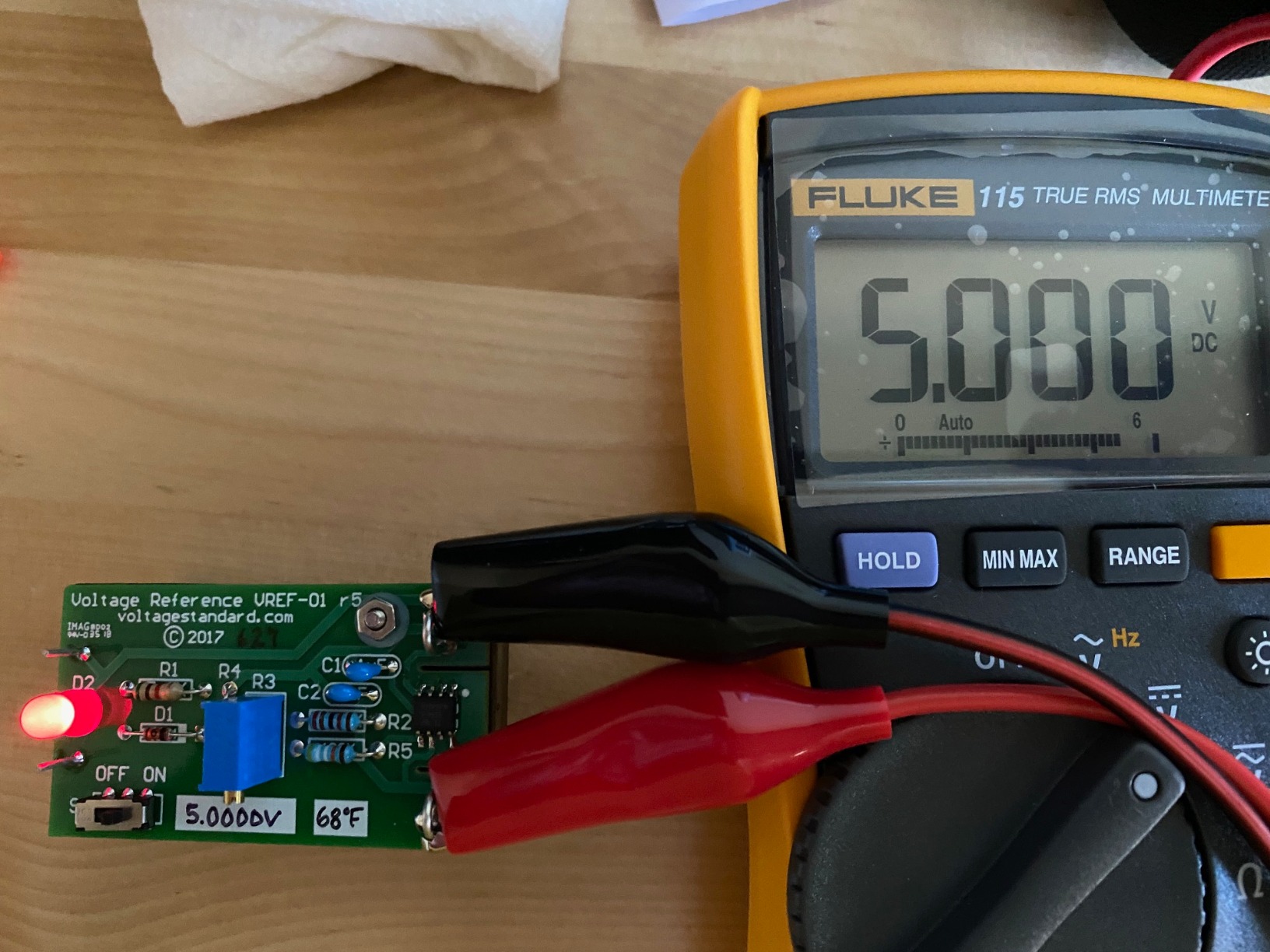 Fluke 115 Digital Multimeter, Measures AC/DC Voltage to 600 V and Current to 10 A, Resistance, Continuity, Frequency and Capacitance Testing, Includes Battery, Holster and 4 mm PVC-Insulated Test Leads Customer Review Fluke 115 Digital Multimeter, Measures AC/DC Voltage to 600 V and Current to 10 A, Resistance, Continuity, Frequency and Capacitance Testing, Includes Battery, Holster and 4 mm PVC-Insulated Test Leads - Customer Photo 1