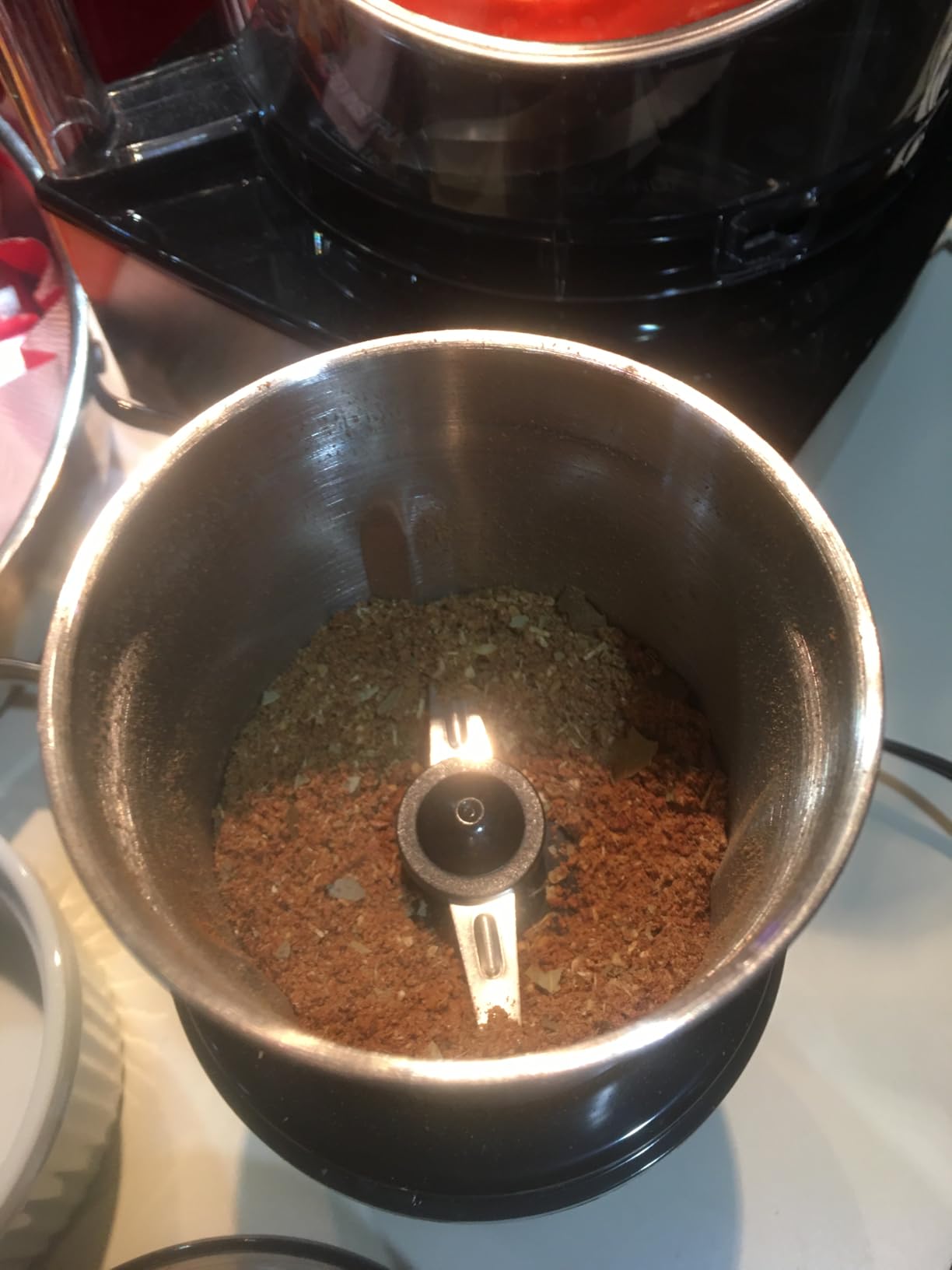 Cuisinart SG-10 Electric Spice-and-Nut Grinder, Stainless/Black, Mini - Customer Photo 1