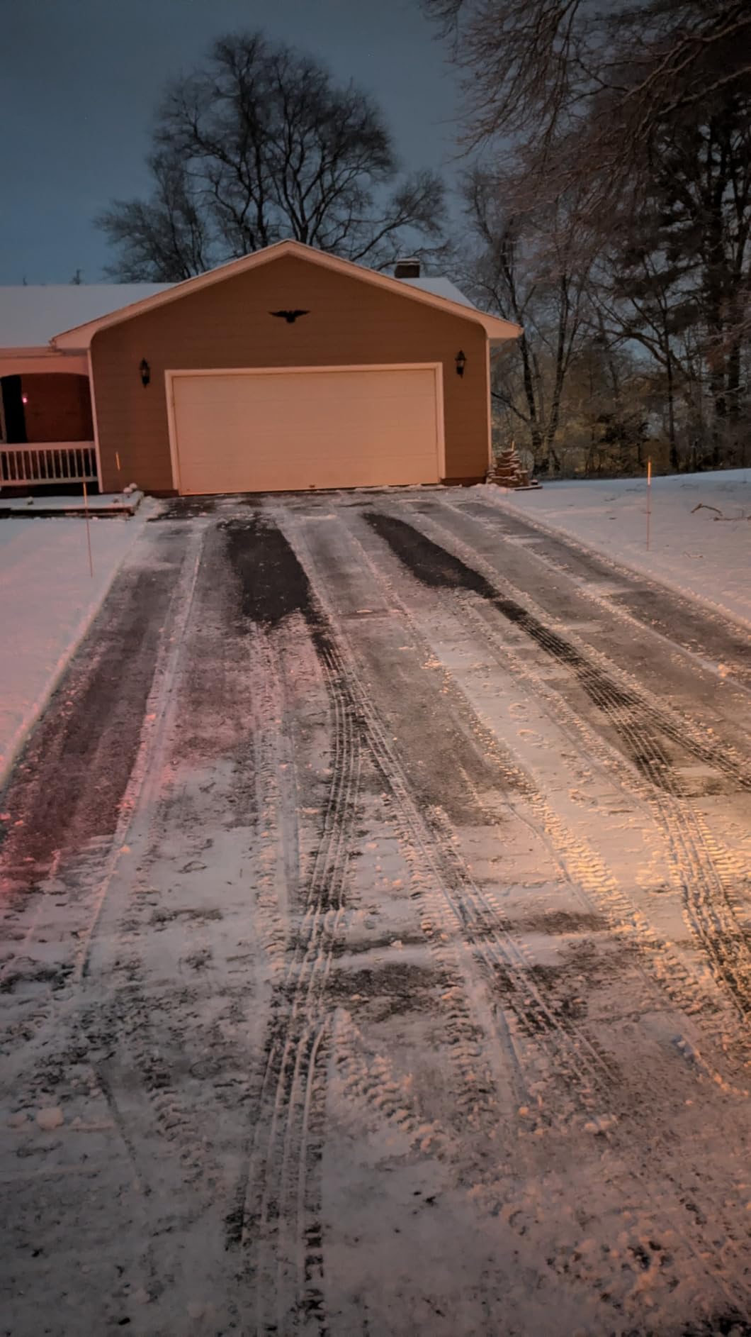 Scotwood Industries 50P-RR Road Runner Premium Ice Melter, 50-Pound Customer Review Scotwood Industries 50P-RR Road Runner Premium Ice Melter, 50-Pound - Customer Photo 1