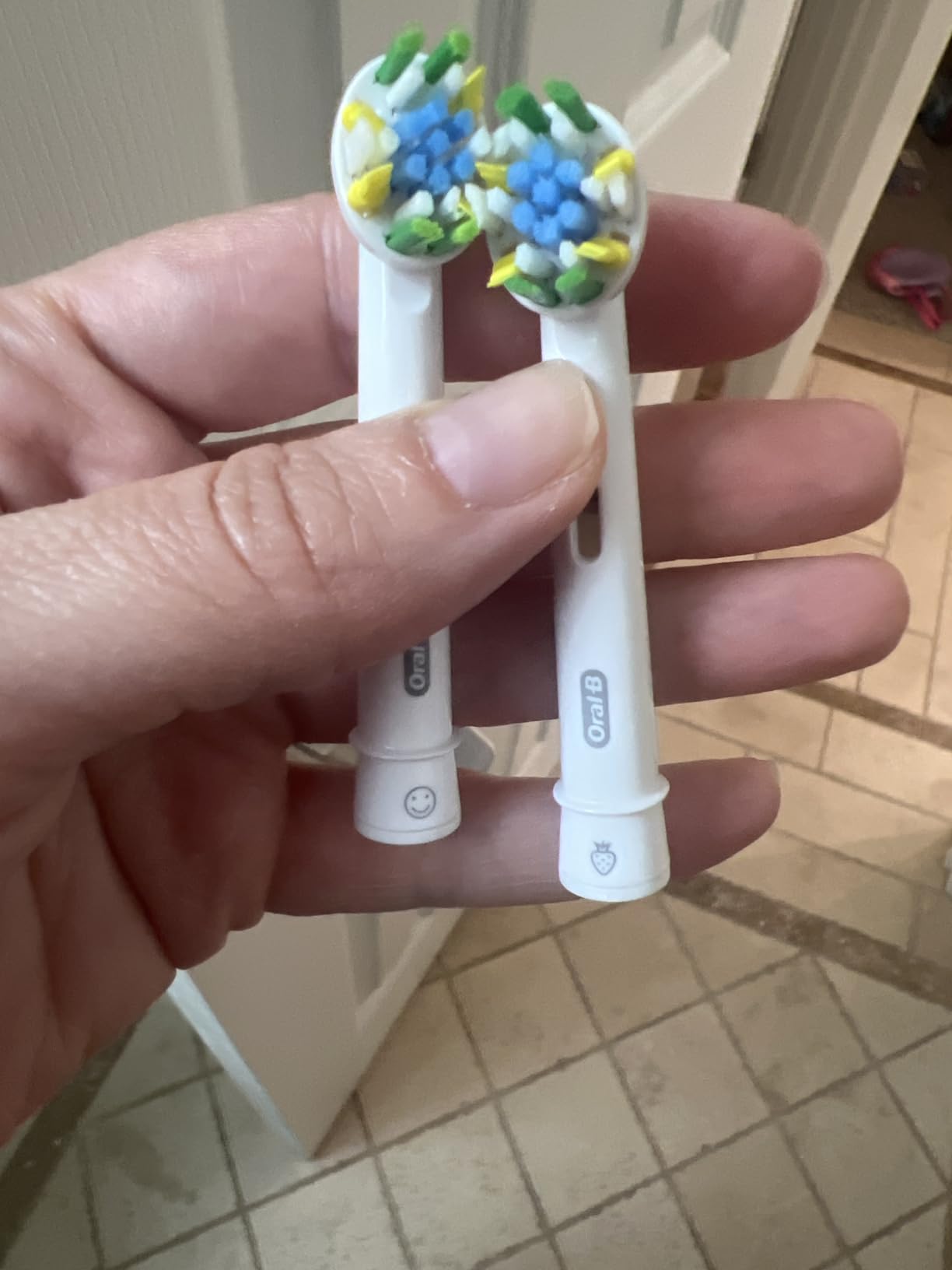 Oral B Floss Action Replacement Heads, 4 ct - Customer Photo 1