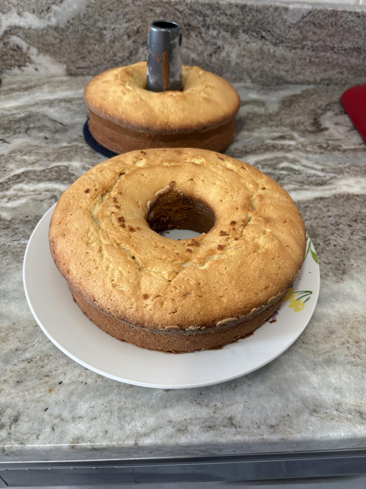 Chicago Metallic Angel Food Cake Pan with Cooling Feet, 2-Piece Nonstick Tube Pan, 9.5 Inch Carbon Steel, Perfect for Pound and Sponge Cakes - Customer Photo 1