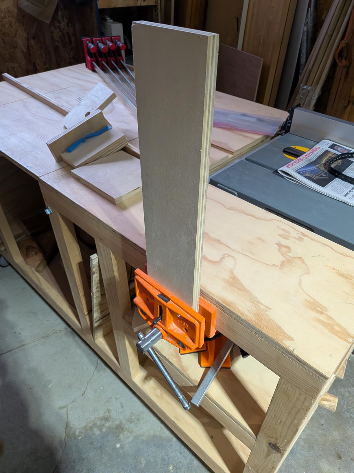 Pony Jorgensen 27091 Medium Duty Woodworker's Vise, Orange, Grey, 9-Inch By 7-Inch customer photo 2