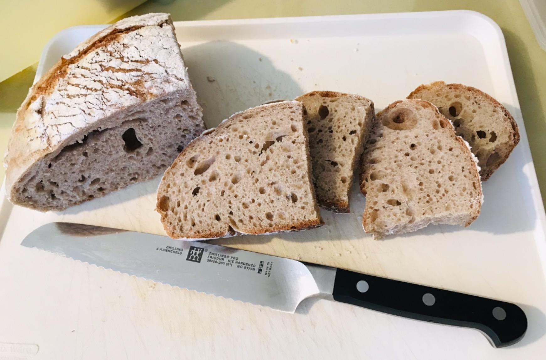 ZWILLING Pro 8-inch Bread Knife Customer Review ZWILLING Pro 8-inch Bread Knife - Customer Photo 1