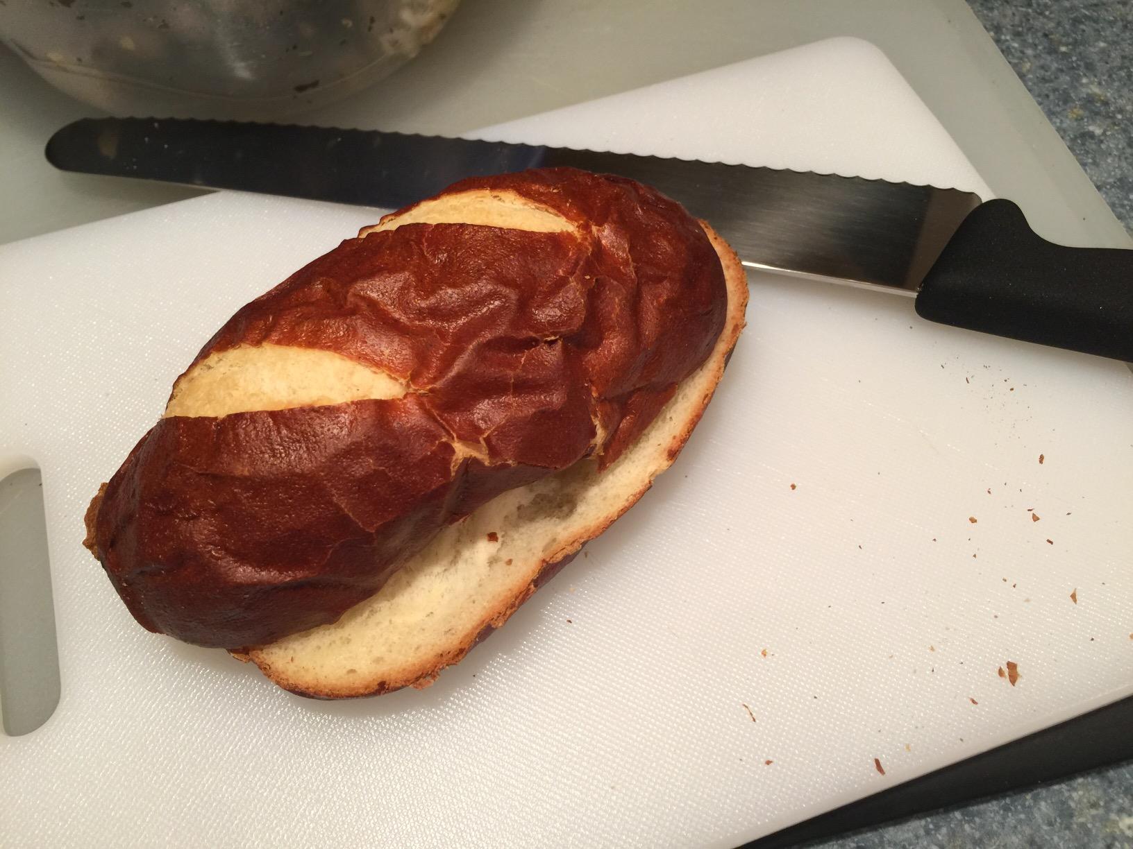 Victorinox 10.25 Inch Fibrox Bread Knife Customer Review Victorinox 10.25 Inch Fibrox Bread Knife - Customer Photo 2