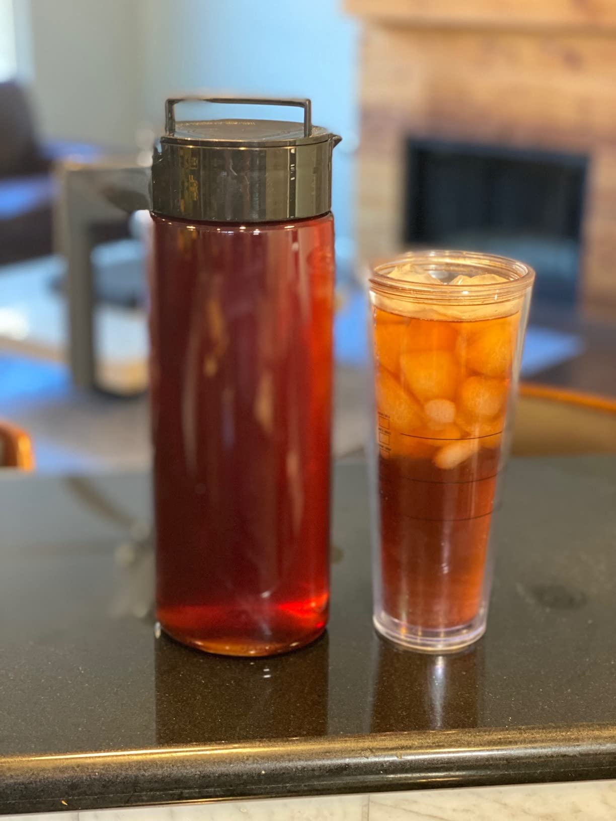 Takeya Flash Chill Iced Tea Maker - Airtight & Durable Iced Tea Maker Jug with Silicone Carry Handle - Leak-Proof & Lightweight Tea Infuser with Patented Flash Chill Technology - 2 Quart, Black Customer Review Takeya Flash Chill Iced Tea Maker - Airtight & Durable Iced Tea Maker Jug with Silicone Carry Handle - Leak-Proof & Lightweight Tea Infuser with Patented Flash Chill Technology - 2 Quart, Black - Customer Photo 1