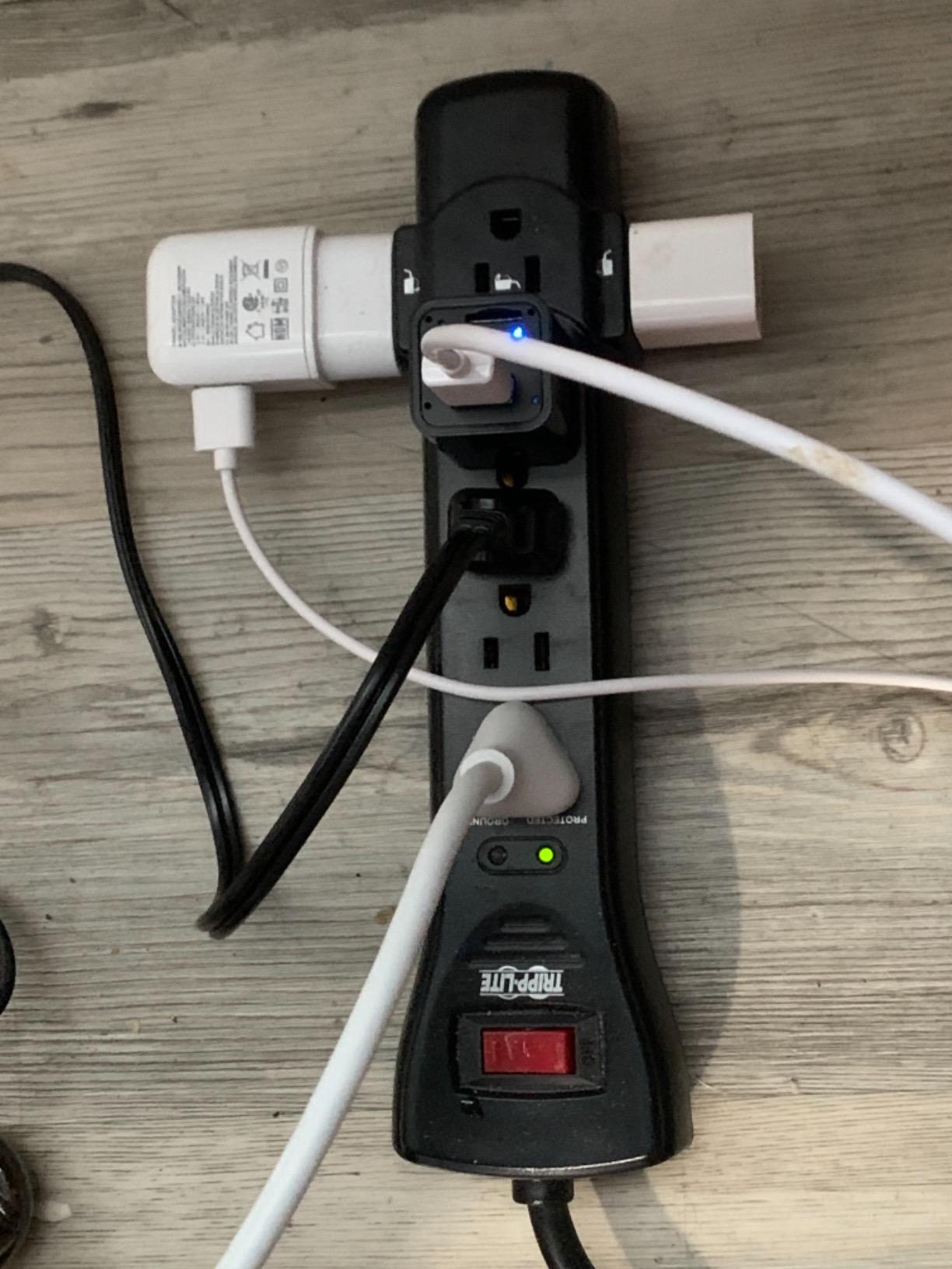 Eaton Tripp Lite Series SUPER7B Flat Plug Power Strip Surge Protector, 7 Outlets, 7ft Extension Cord, 2160 Joules, UL Listed & Certified, Black, Lifetime Manufacturer's Warranty & $75,000 Insurance - Customer Photo 1
