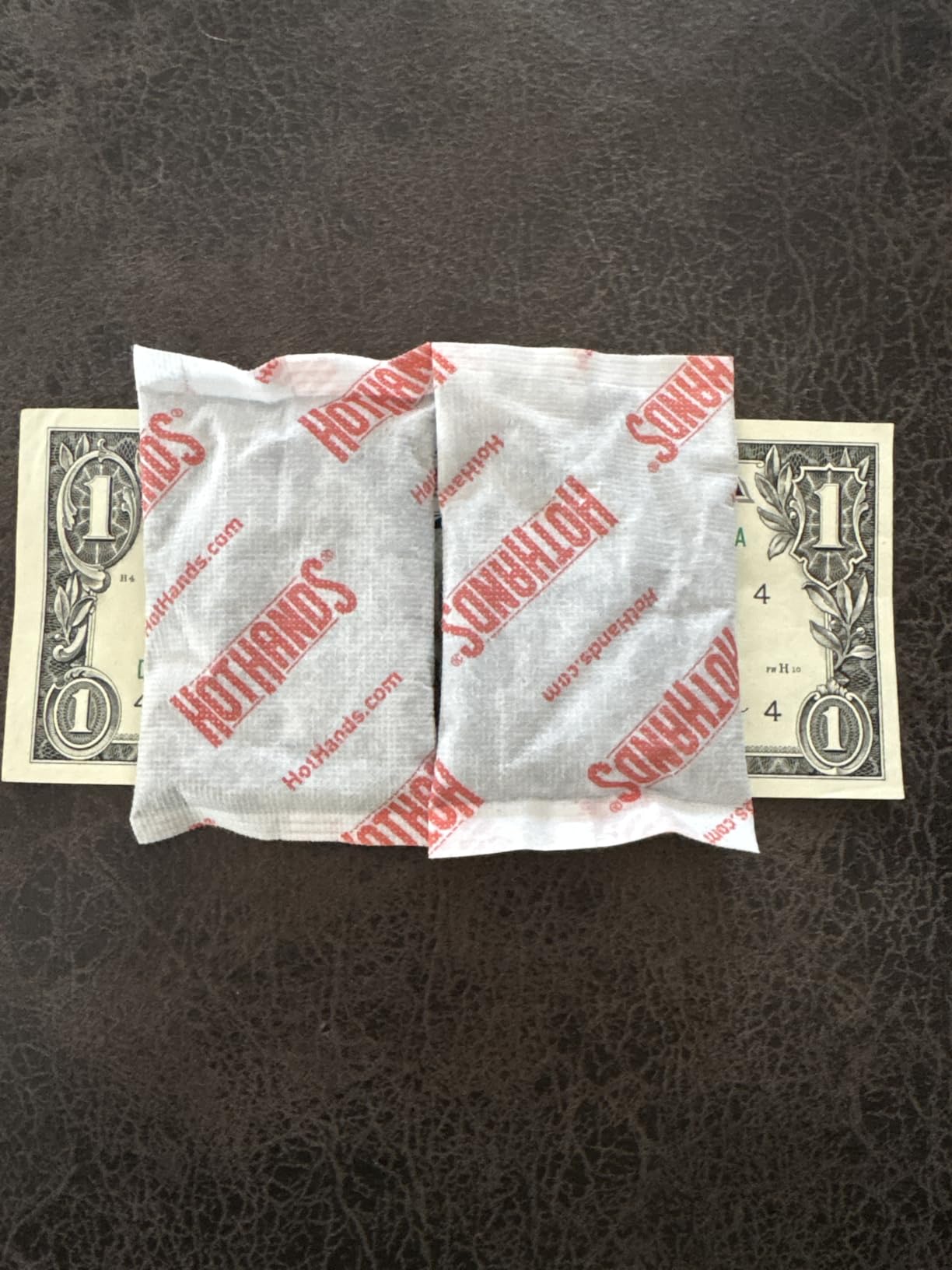 HotHands Hand Warmer Value Pack, 10 Count (Pack of 1) Customer Review HotHands Hand Warmer Value Pack, 10 Count (Pack of 1) - Customer Photo 2