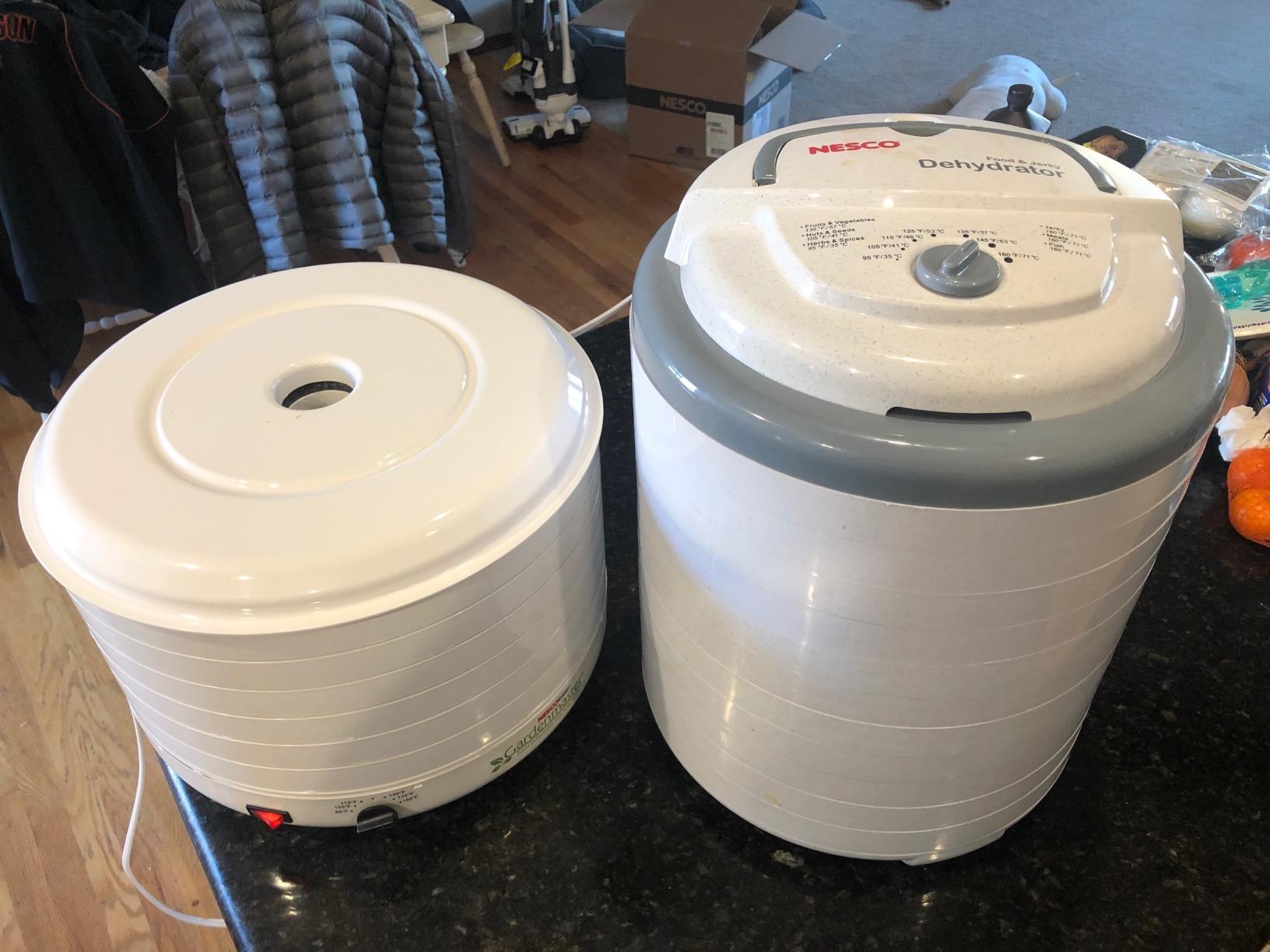 Nesco FD-1018A Gardenmaster Pro Food Dehydrator, for Beef Jerky, Fruit, Herbs, and Snacks, 8 Trays, White - Customer Photo 1