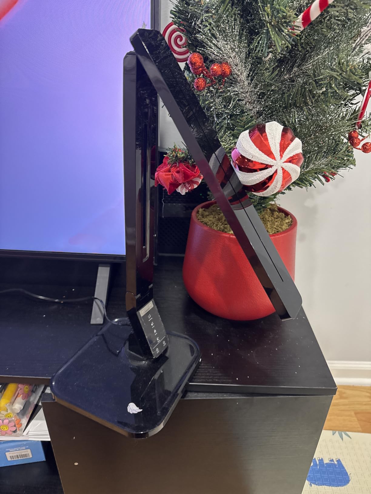 Lampat Dimmable LED Desk Lamp, 4 Lighting Modes (Reading/Studying/Relaxation/Bedtime), 5-Level Dimmer, Touch-Sensitive Control Panel, 1-Hour Auto Timer, 5V/1A USB Charging Port, Piano Black - Customer Photo 1