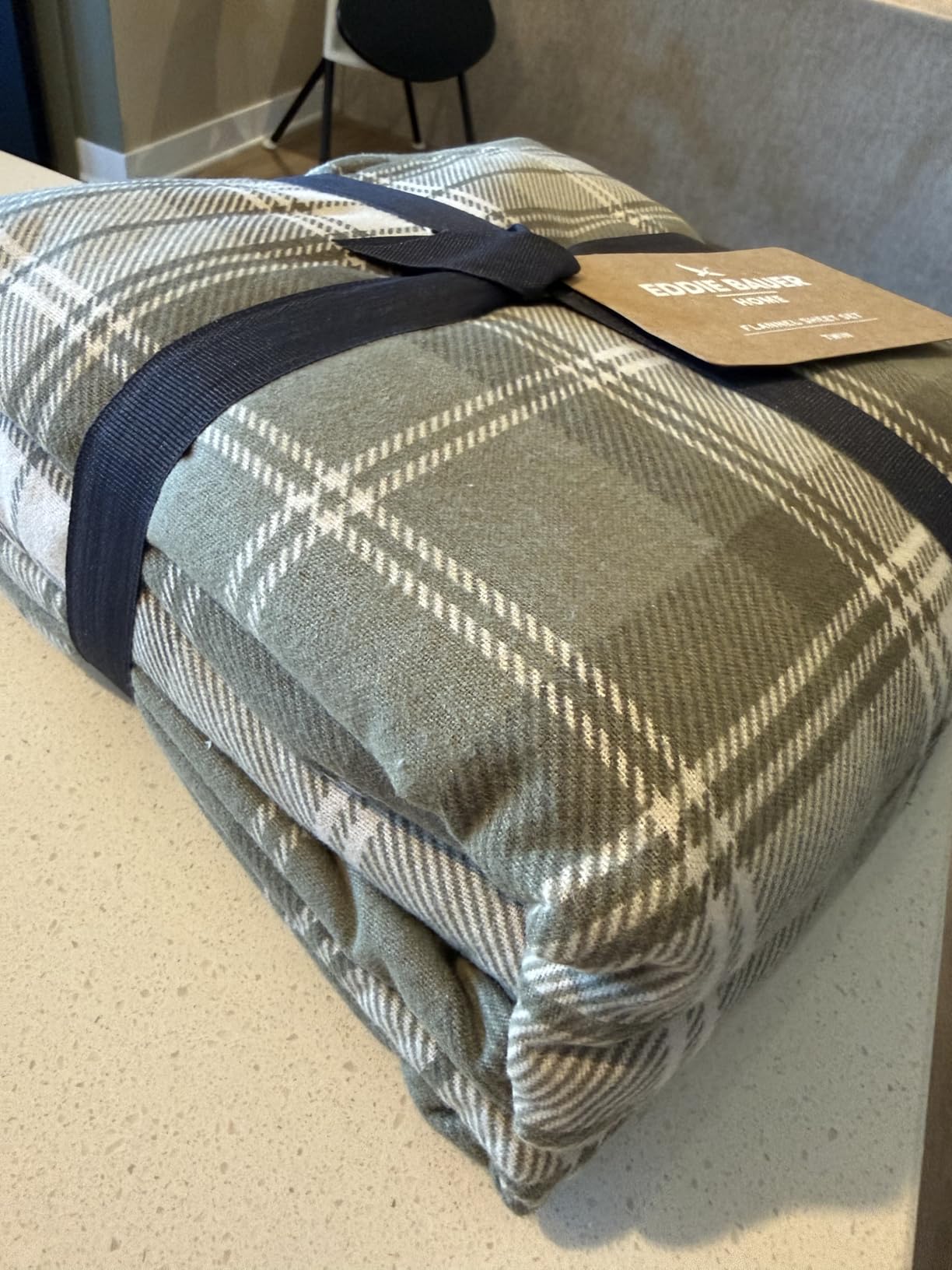 Eddie Bauer - Flannel Sheets Queen Size, Anti-Pilling & Wrinkle Resistant Cotton, Touchably Soft for All-Season Comfort - Bed Sheets with Matching Pillowcases & Fitted Sheet (Montlake Plaid Red) - Customer Photo 5
