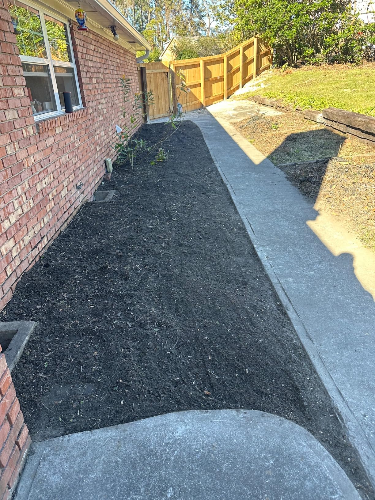 LawnMaster TE1216M Electric Tiller 12-Amp, 16-Inch customer photo 2